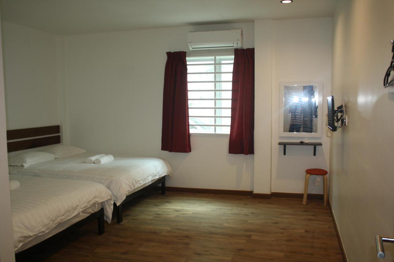 Cozy Riverside Hotel Malacca Exterior photo