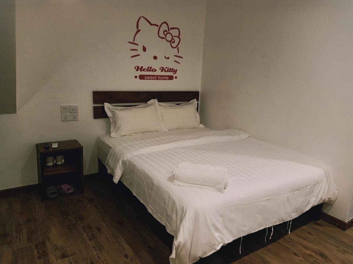 Cozy Riverside Hotel Malacca Exterior photo